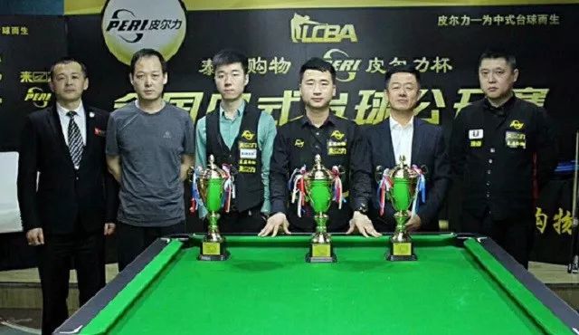 他在赛场上 他在赛场上