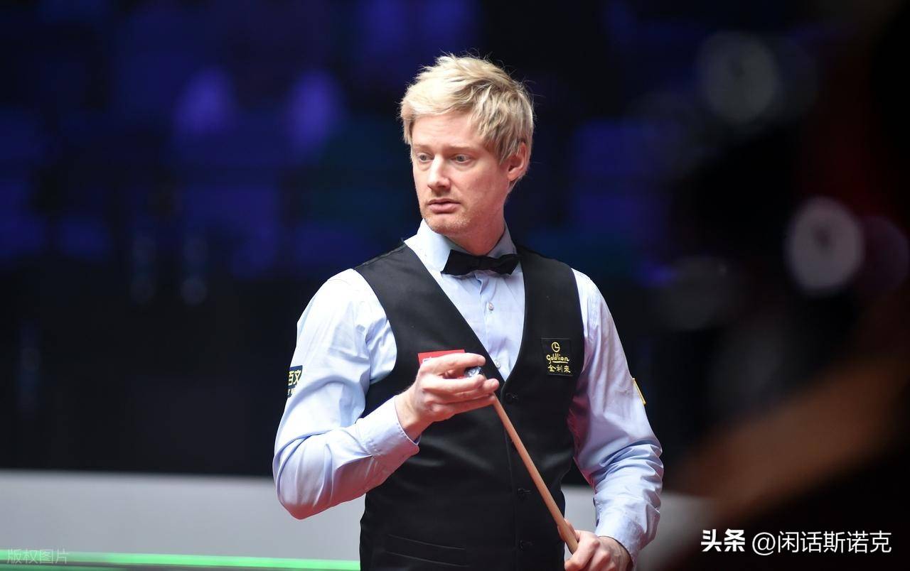 更展现了球 更展现了球