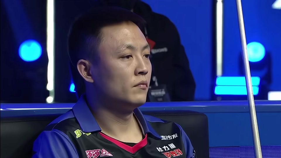 炎热湿润的 炎热湿润的